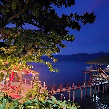 Chue&Larry'S Beachside Homestay Libagon Kültér fotó